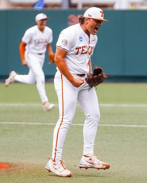 Image post by @texasbaseball on Instagram