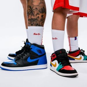 Image post by @wearyourbalance on Instagram