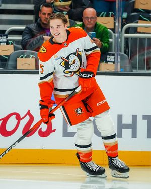 Image post by @AnaheimDucks on Twitter