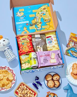 Image post by @universalyums on Instagram
