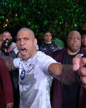 Image post by @ufcespanol on Instagram