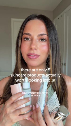 Video post by @anyaweitz on TikTok