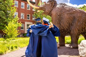 Image post by @illinois_alumni on Instagram