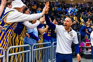 Image post by @MarquetteU on Twitter