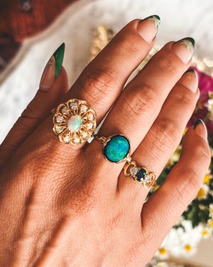 Image post by @maejeanvintage on Instagram