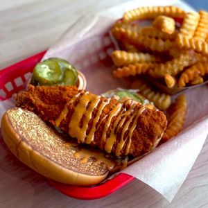 Image post by @daveshotchicken on Instagram