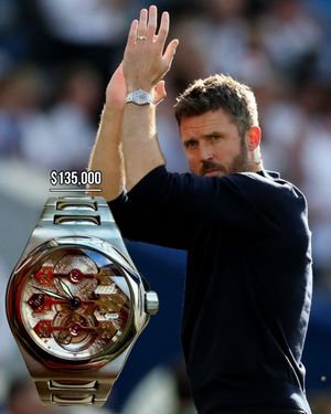 Image post by @celebwatchspotter on Instagram