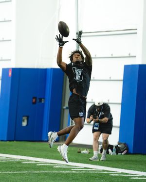 Image post by @memphisfootball on Instagram