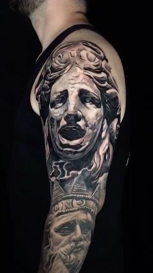 Video post by @skindesigntattoos on Instagram