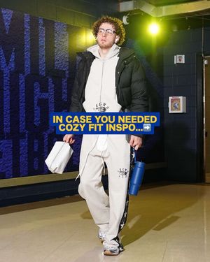 Video post by @warriors on TikTok