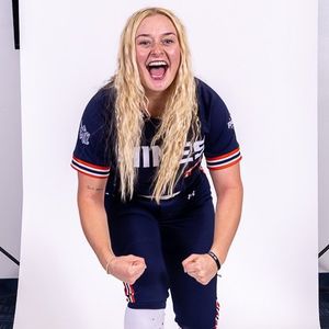 Image post by @MinesSoftball on Twitter