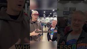 Video post by @sportscardsnonsense on YouTube