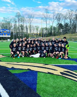 Image post by @ilhsgirlssoccer on Instagram