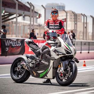 Image post by @panigalers on Instagram