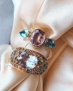 Image post by @maejeanvintage on Instagram