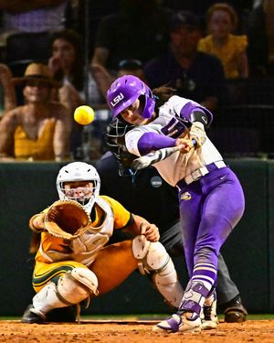 Image post by @lsusoftball on Instagram