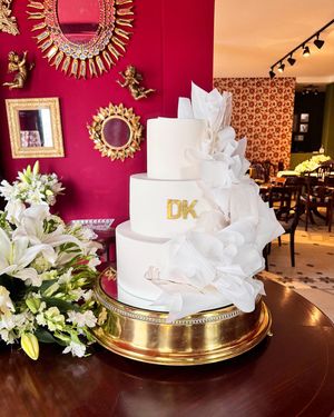 Image post by @rr_cakedesigners on Instagram