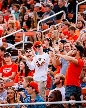 Image post by @gocamels on Instagram