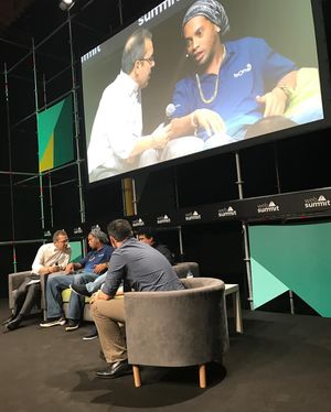 Image post by @ronaldinho on Instagram