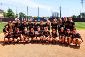 Image post by @elonsoftball on Instagram