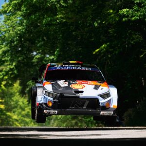 Image post by @shellmotorsport on Instagram