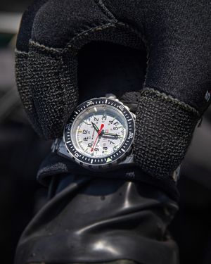 Image post by @marathonwatch on Instagram
