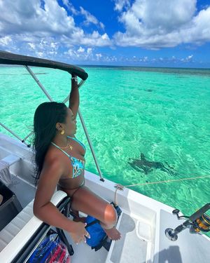 Image post by @ms.roatan on Instagram