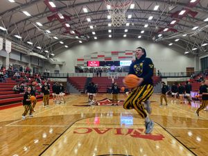 Image post by @Gustavus_MBB on Twitter