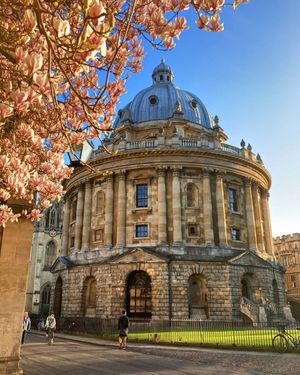 Image post by @oxford_uni on Instagram