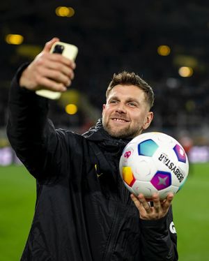 Image post by @blackyellow on Instagram