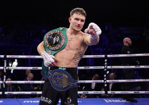Image post by @MatchroomBoxing on Twitter