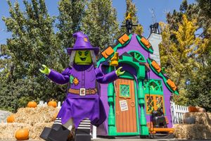 Image post by @legolandcalifornia on Instagram