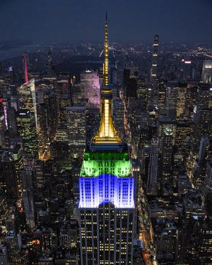 Image post by @empirestatebldg on Instagram