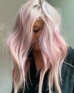 Image post by @behindthechair_com on Instagram