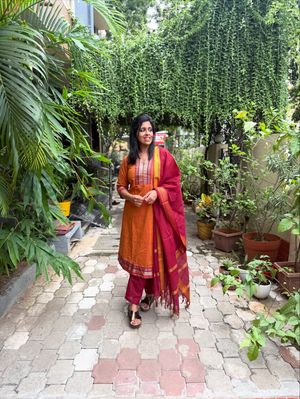 Image post by @shraddhaa_trends on Instagram