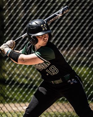 Image post by @hussonsoftball on Instagram