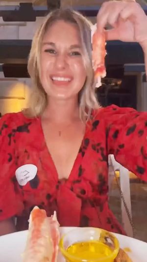 Video post by @lipsmackingfoodie on Instagram