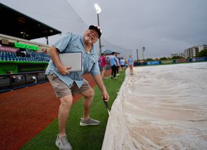 Image post by @bluewahoosbball on Instagram