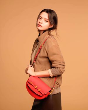 Image post by @ellemenhk on Instagram