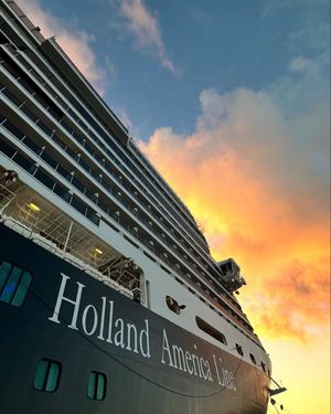 Image post by @hollandamericaline on Instagram