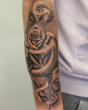 Image post by @mikebrowntattoos on Instagram