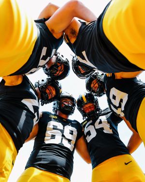 Image post by @theiowahawkeyes on Instagram