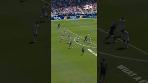Video post by @FOX Soccer on YouTube