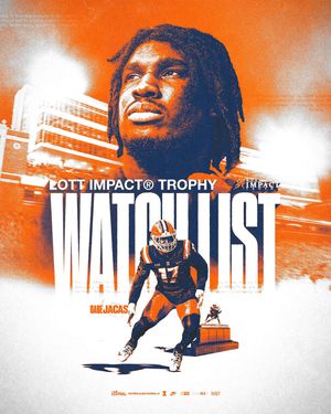 Image post by @illinifootball on Instagram