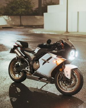 Image post by @mototrn on Instagram