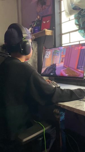 Video post by @adammanueeel on TikTok