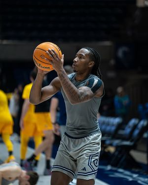 Image post by @ucdavismbb on Instagram