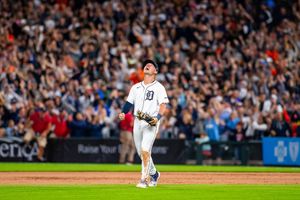 Image post by @FanDuelSportsNetworkDetroit on Facebook