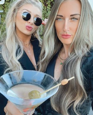 Image post by @srqhair on Instagram