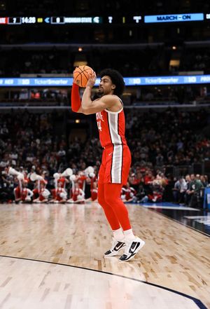 Image post by @OhioStateHoops on Twitter